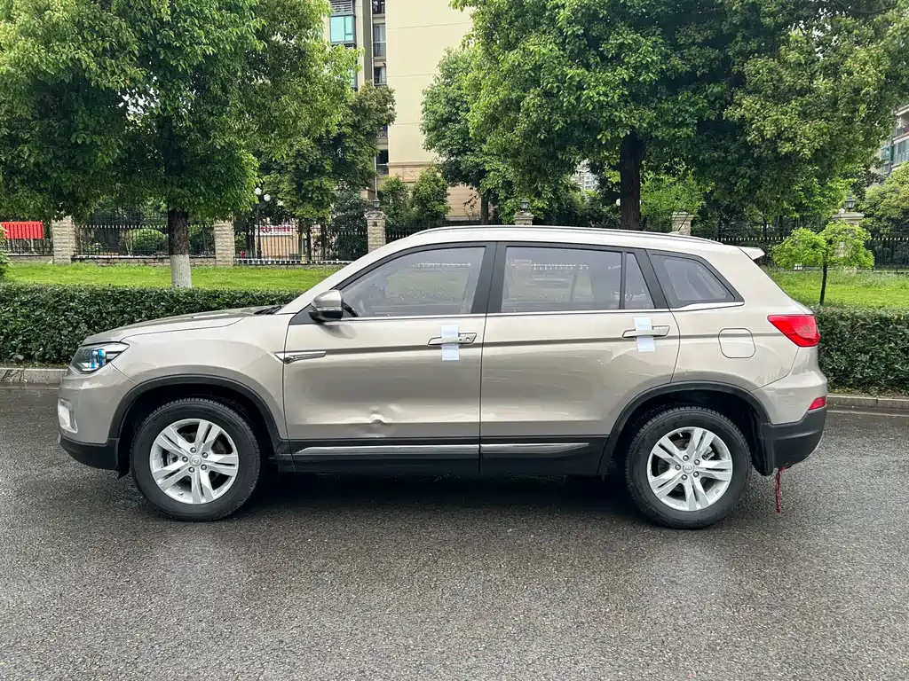 Changan CS75 1.8 T Auto Elite CN-IV