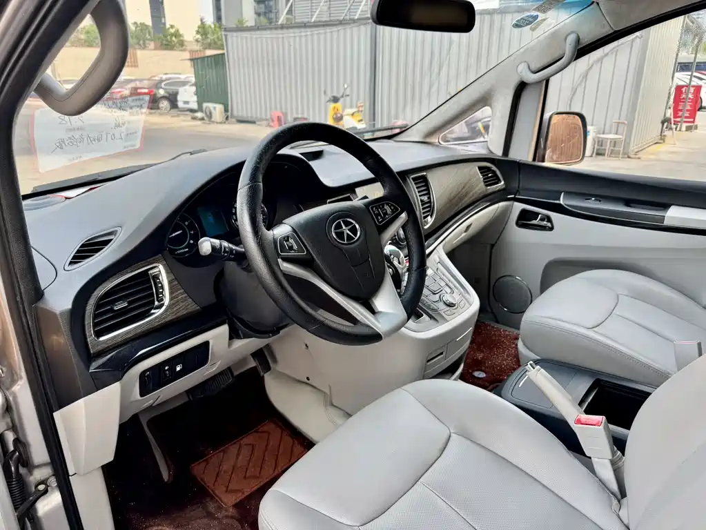 Refine M5 2.0 T Gasoline Auto Official