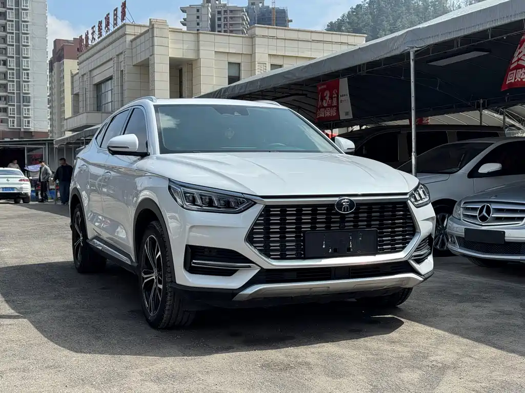 Song PLUS 1.5 T Auto Flagship