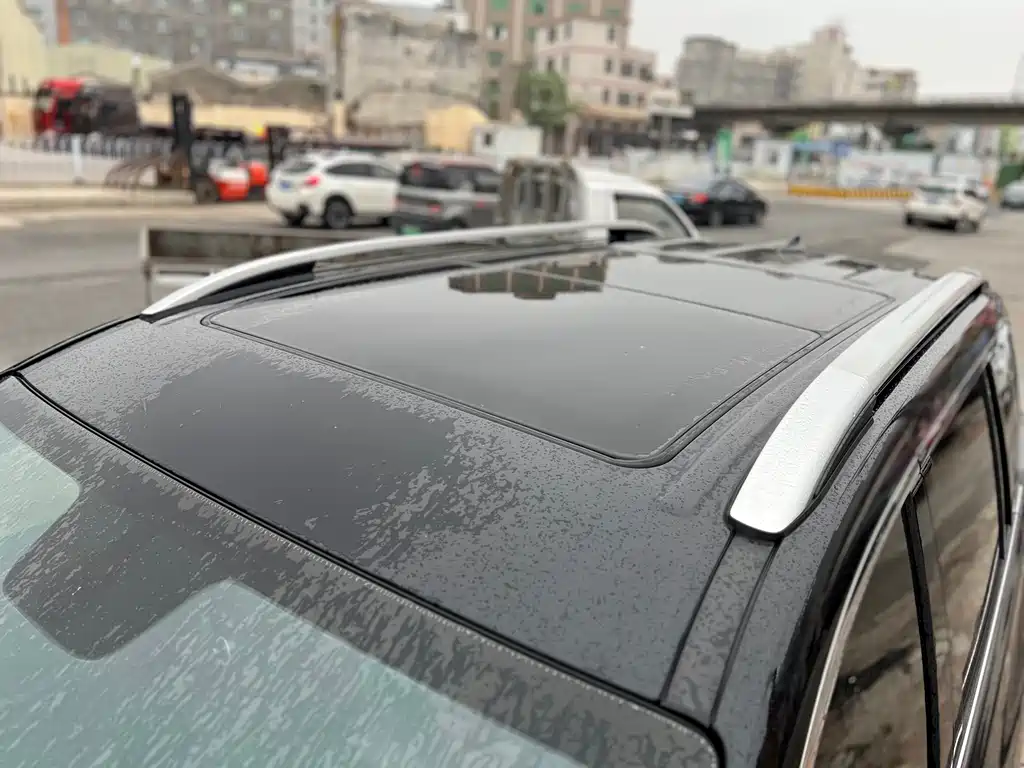 GAC Trumpchi GS8 320 T 2 WD Luxury Connected (7-seat)
