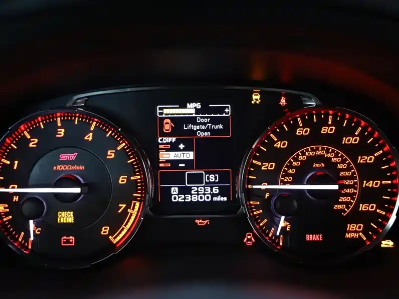 Impreza 翼豹 2014款 2.5 T WRX STi三厢