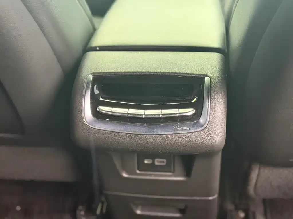 Cadillac XT6 28 T 6-seat 4 WD Luxury