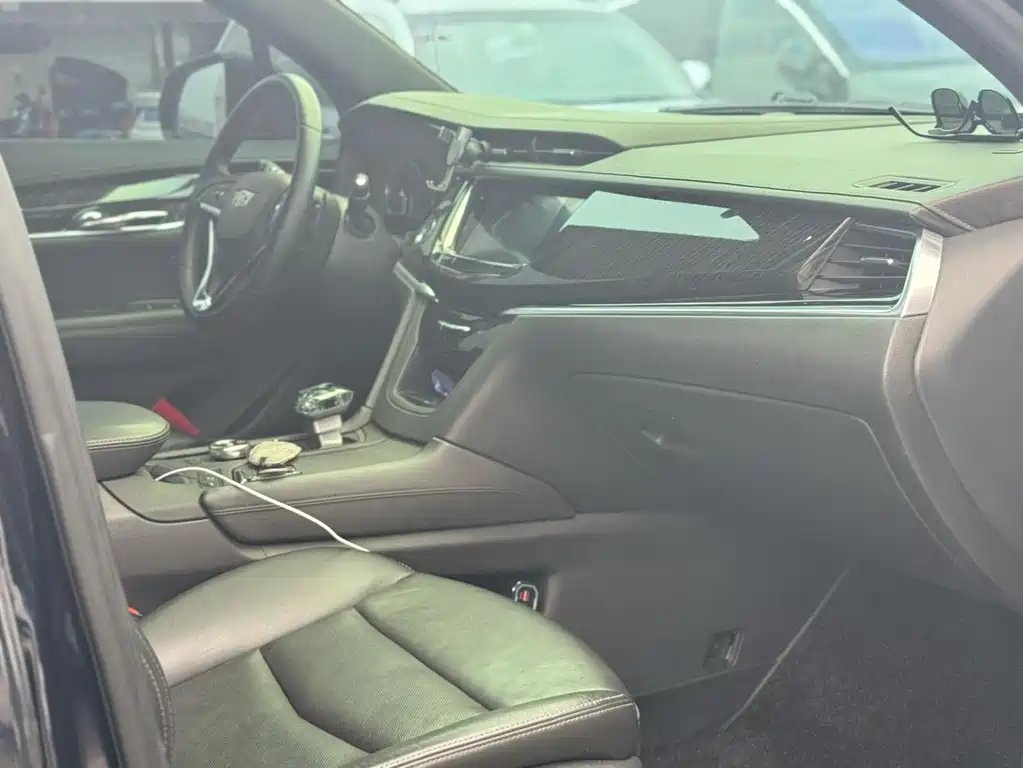 Cadillac XT6 28 T 6-seat 4 WD Luxury