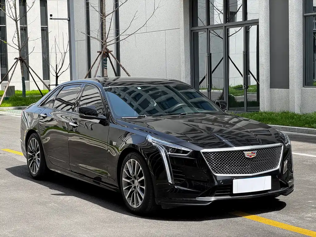 Cadillac CT6 28 T Distinguished