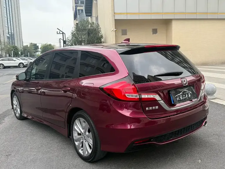 Honda Jade 1.8 L Auto Comfort 5-seat