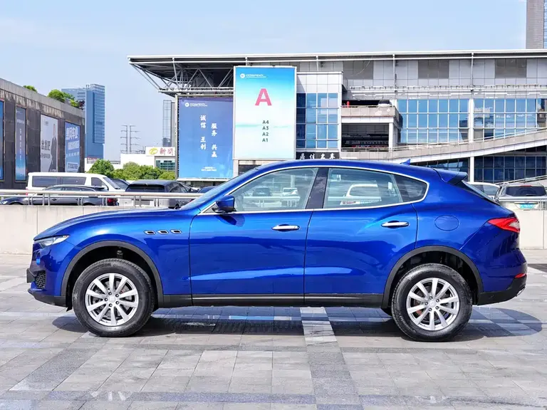 Maserati Levante 3.0 T Standard