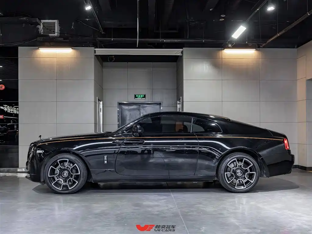 Wraith 6.6 T Black Badge