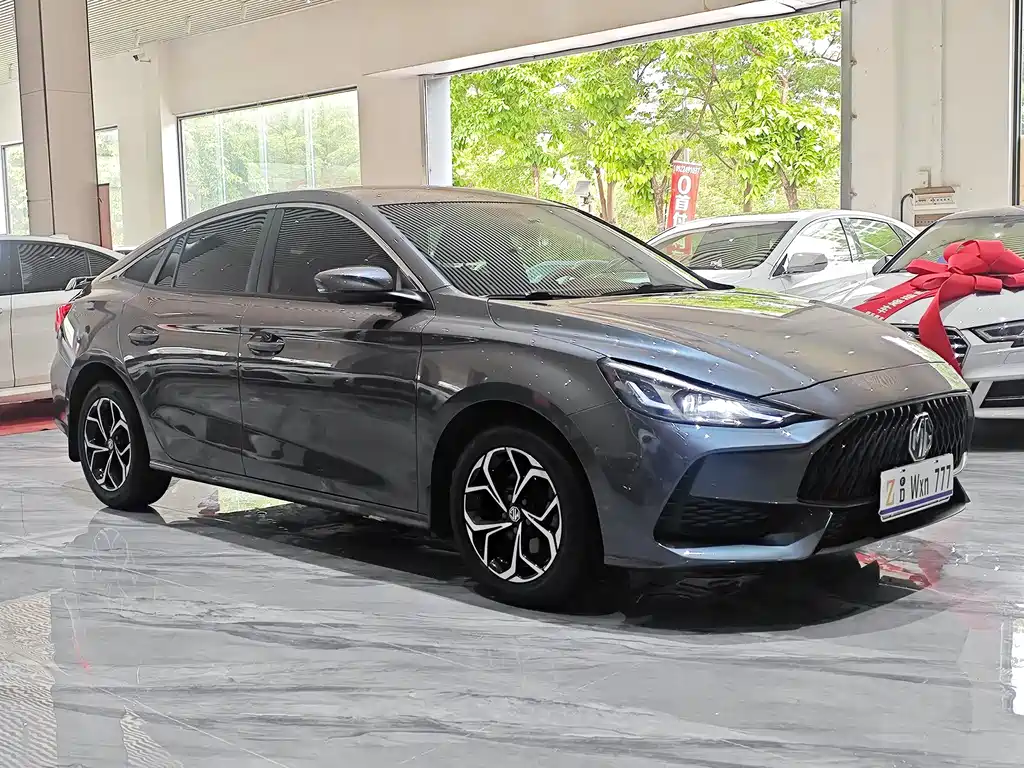 MG5 180 DVVT CVT Youth Luxury