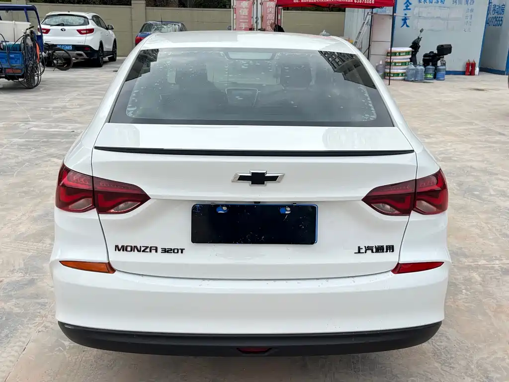 Monza Mild Hybrid Redline 320 T DCT Brisk