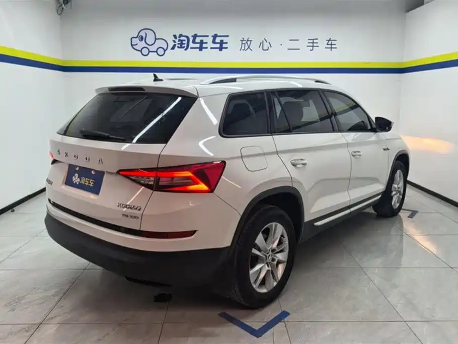 Kodiaq 柯迪亚克 2019款 改款 TSI330 5座两驱舒适版 国VI