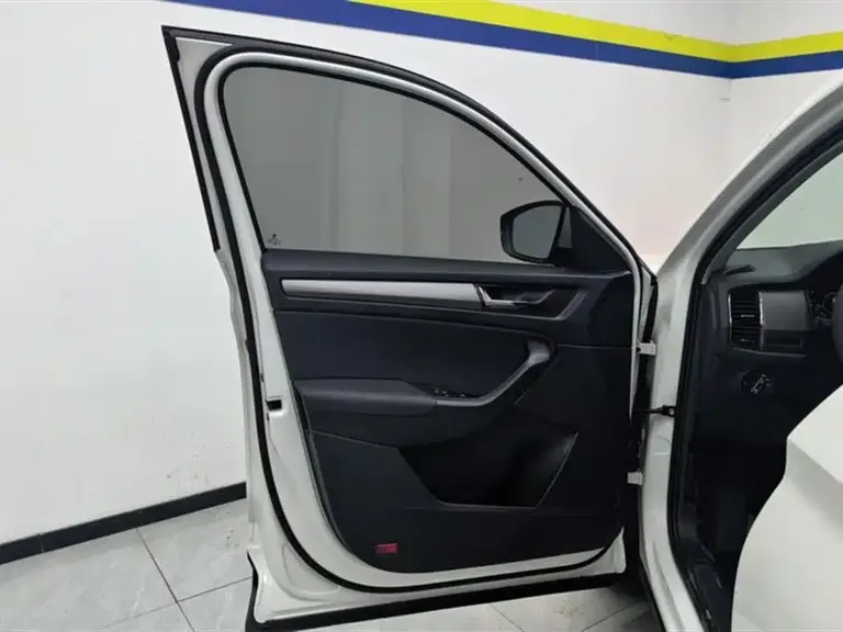 Skoda Kodiaq 柯迪亚克 2019款 改款 TSI330 5座两驱舒适版 国VI