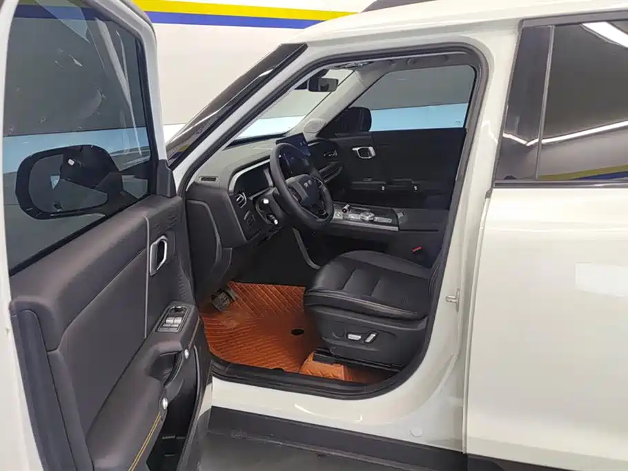 BAIC BJ30 1.5 T Magic Core Electric Drive Standard