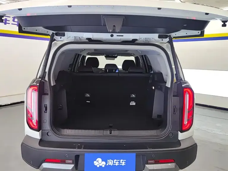 BAIC BJ30 1.5 T Magic Core Electric Drive Standard