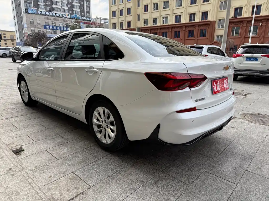 Monza 1.5 L DCT Joy