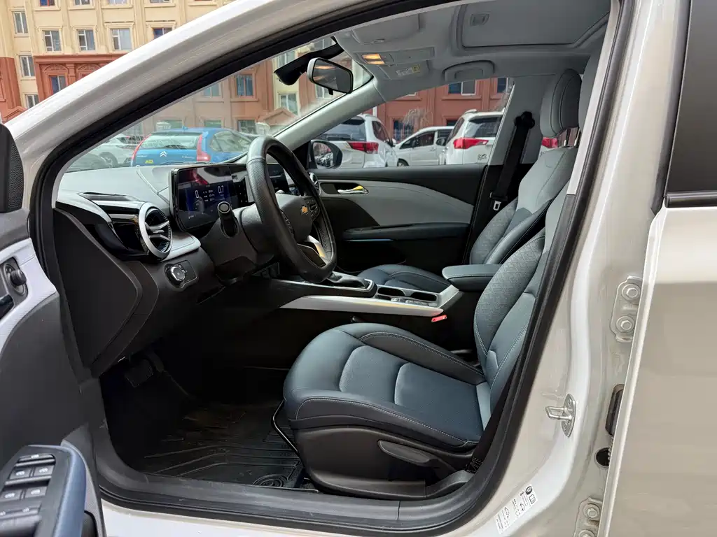 Monza 1.5 L DCT Joy