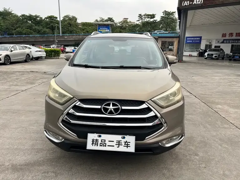 JAC Refine S3 1.5 L Manual Luxury Intelligent Premium