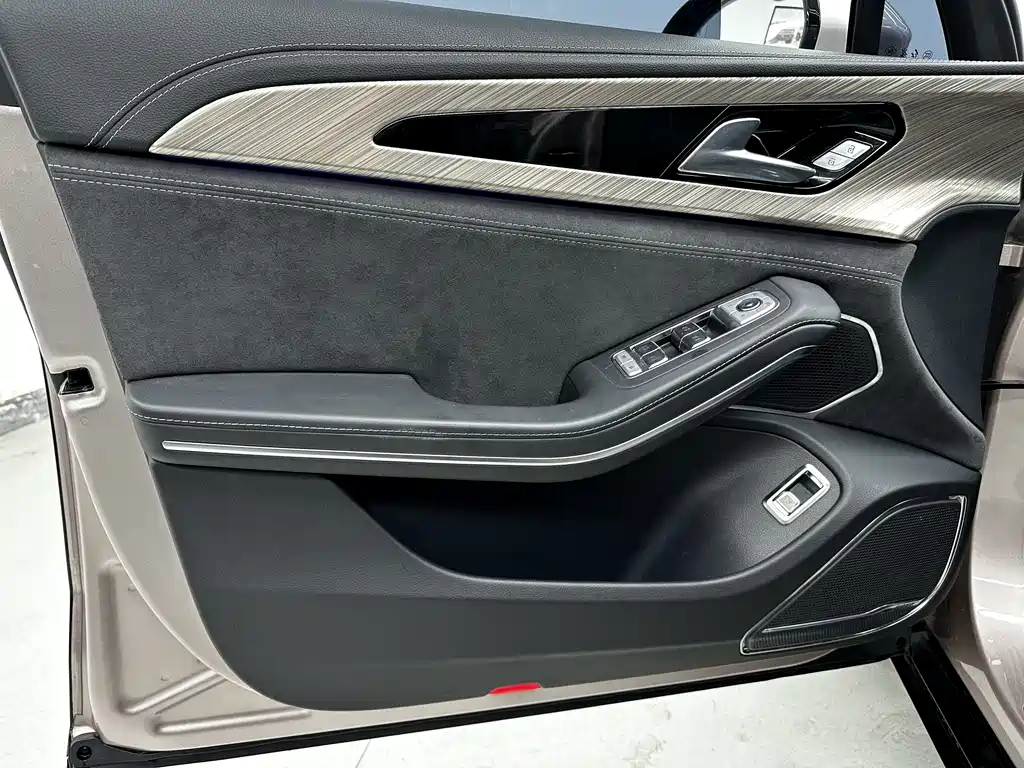 Hongqi H9 3.0 T Connected Flagship Leading 4-seat
