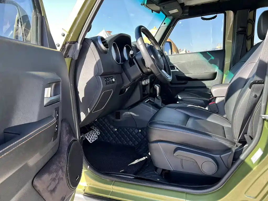 BAIC BJ40 40 L 2.3 T Auto 4 WD Premium
