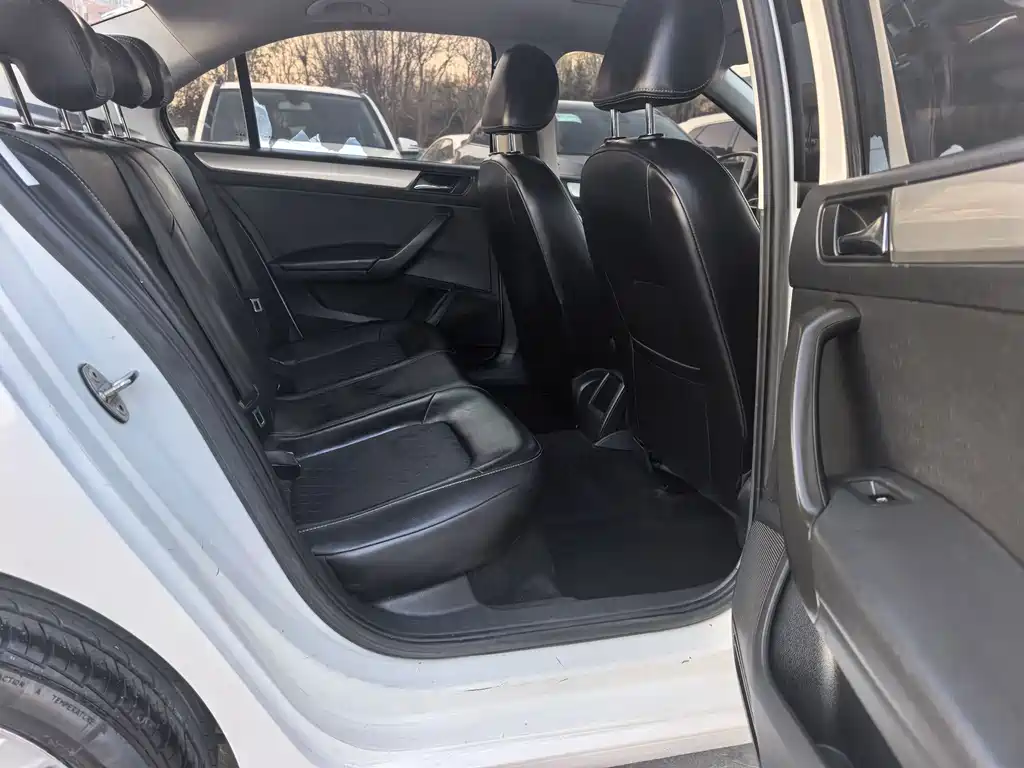 Rapid 1.5 L Auto Comfort CN-VI