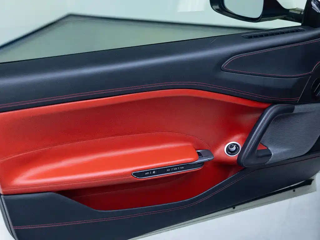 GTC4 Lusso 3.9 T V8