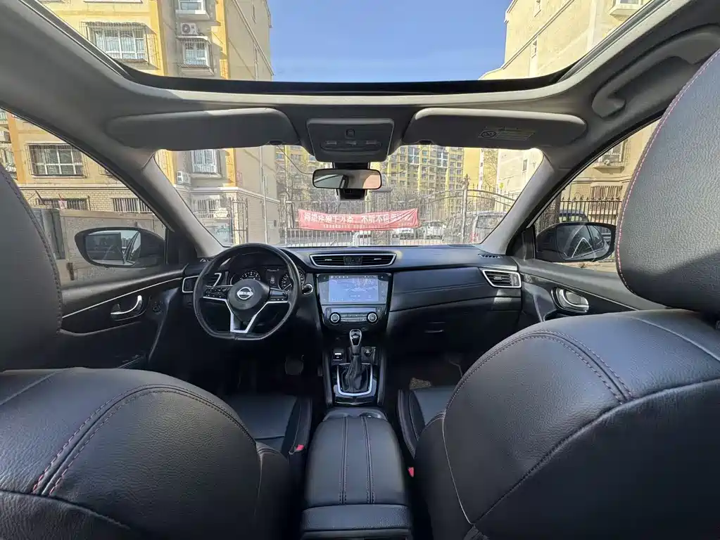 Qashqai Classic 2.0 L CVT XV+ Leading