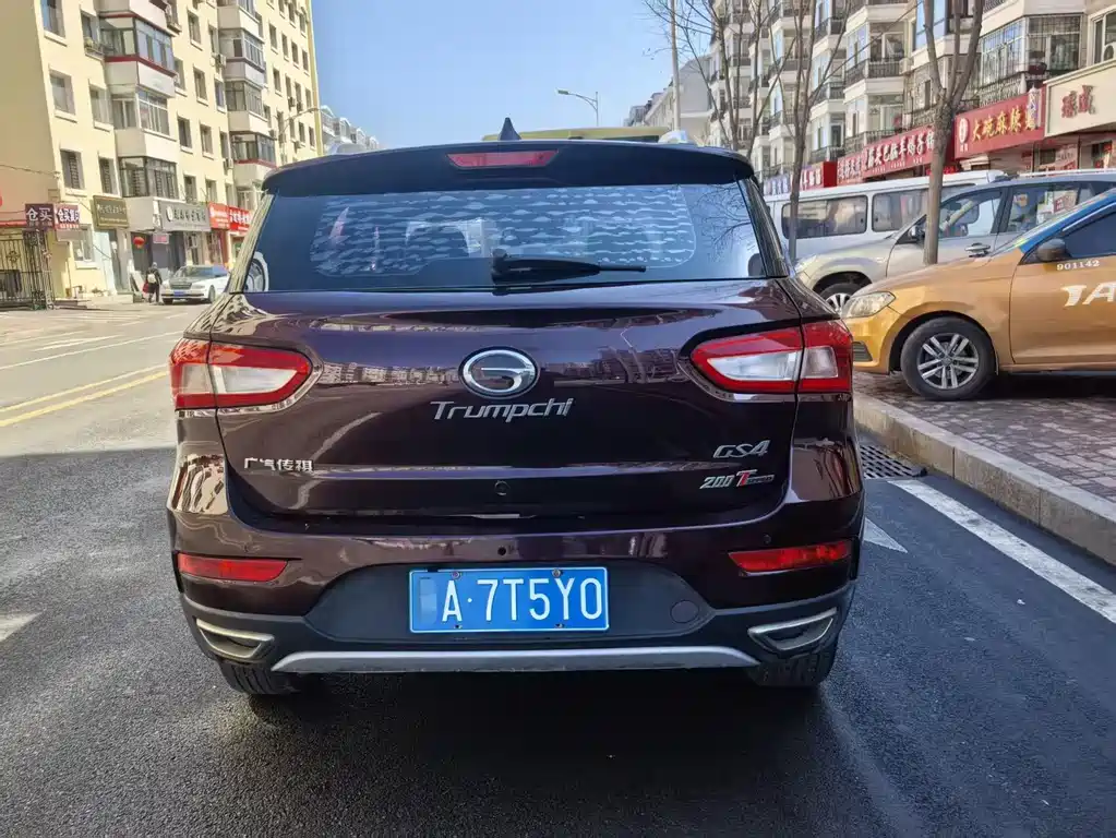 GAC Trumpchi GS4 传祺GS4 2016款 235 T G-DCT尊贵版