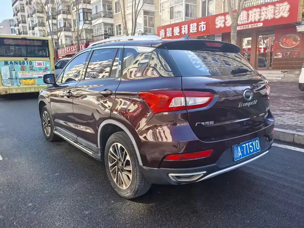 GAC Trumpchi GS4 传祺GS4 2016款 235 T G-DCT尊贵版