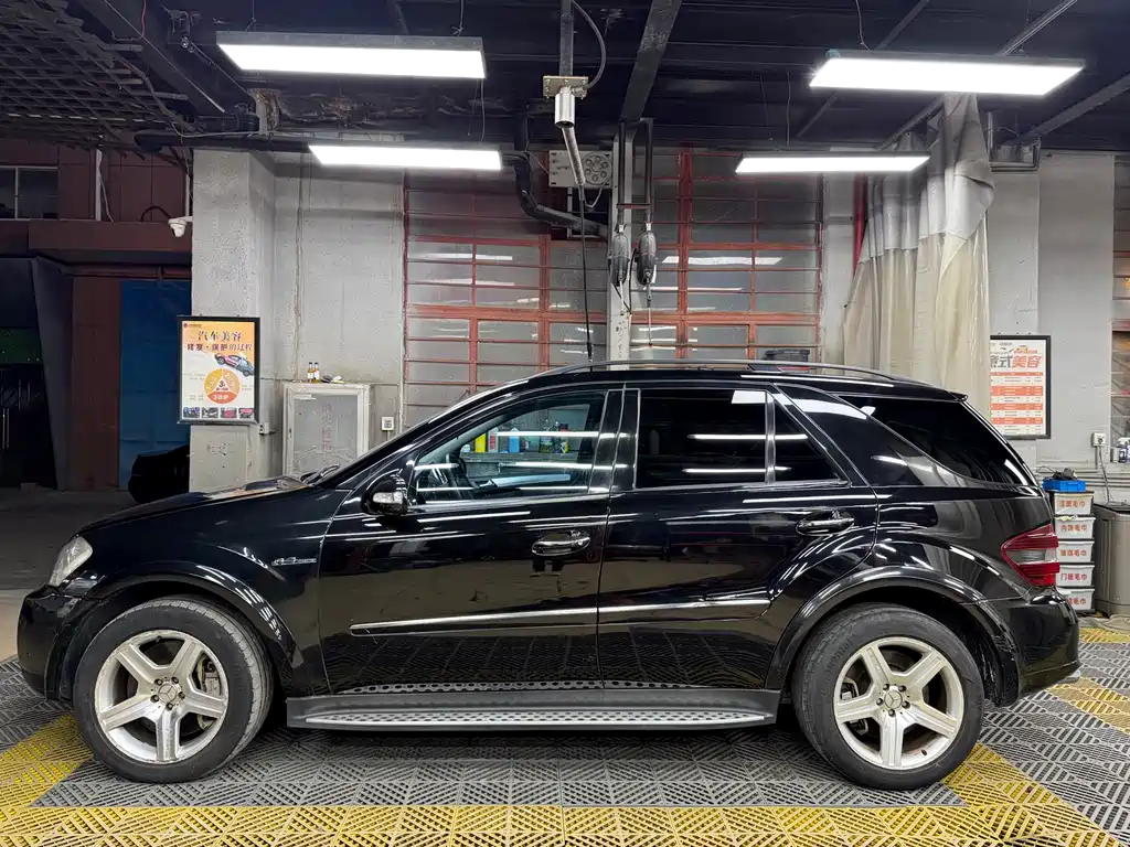 Mercedes-Benz M-Class AMG AMG ML 63