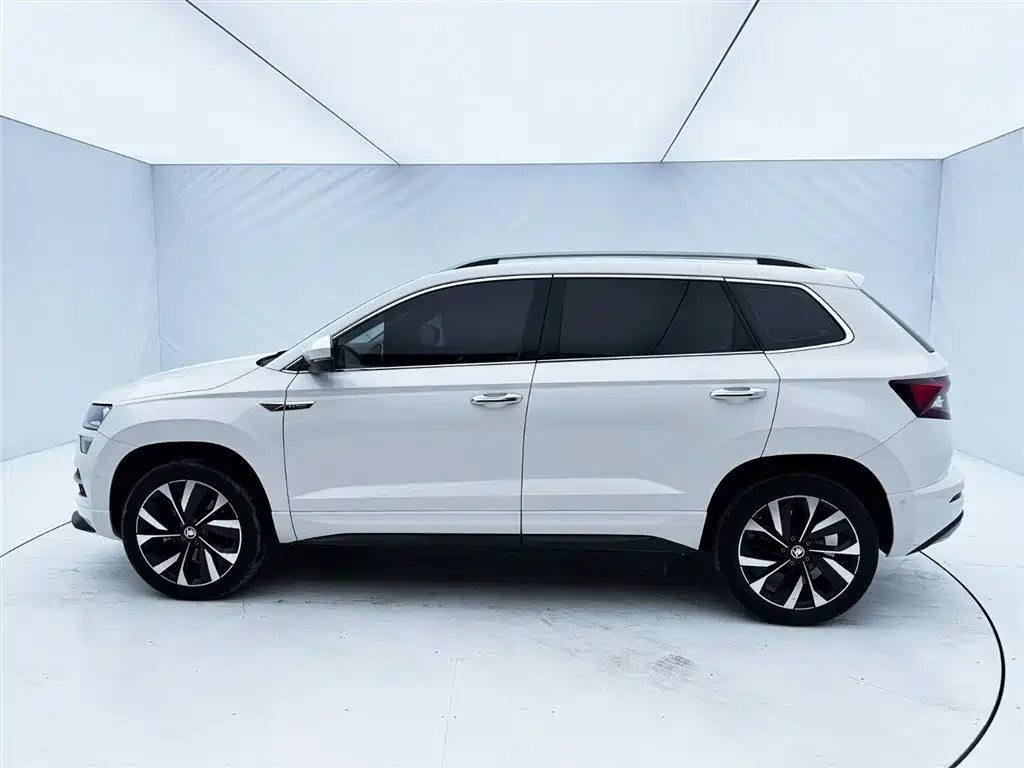 Karoq TSI280 Luxury Enjoyment
