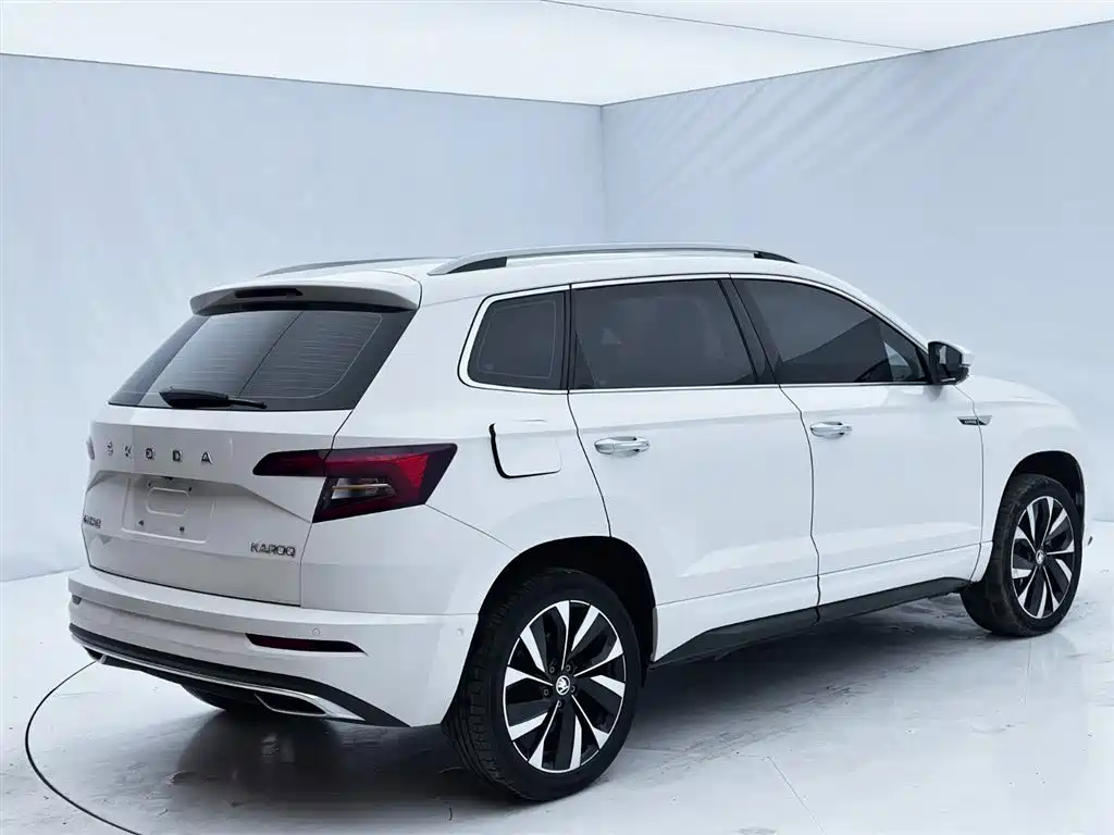 Karoq TSI280 Luxury Enjoyment