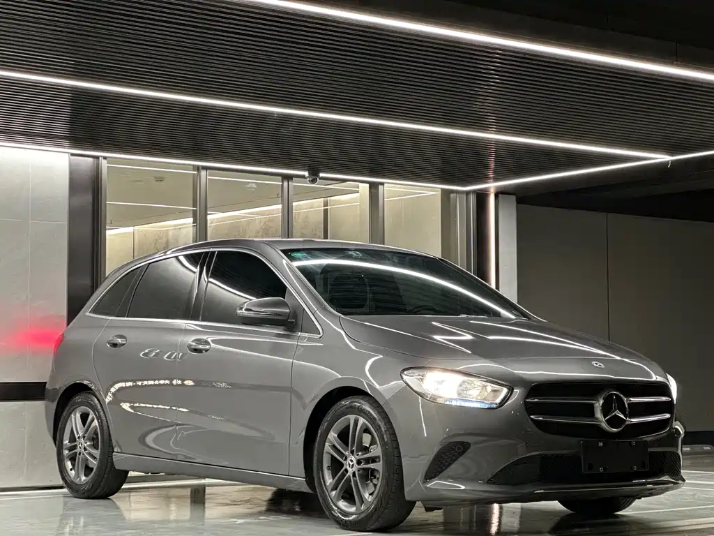 Mercedes-Benz B-Class B 180