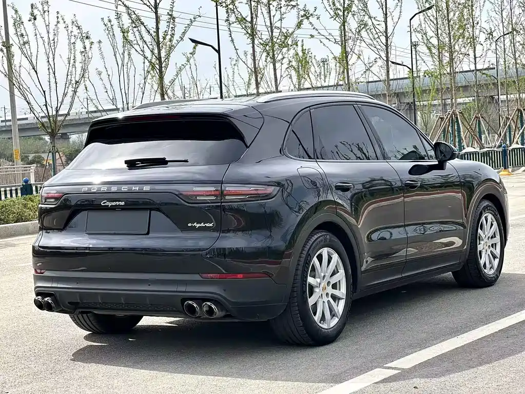 Cayenne NEV Cayenne E-Hybrid 2.0 T