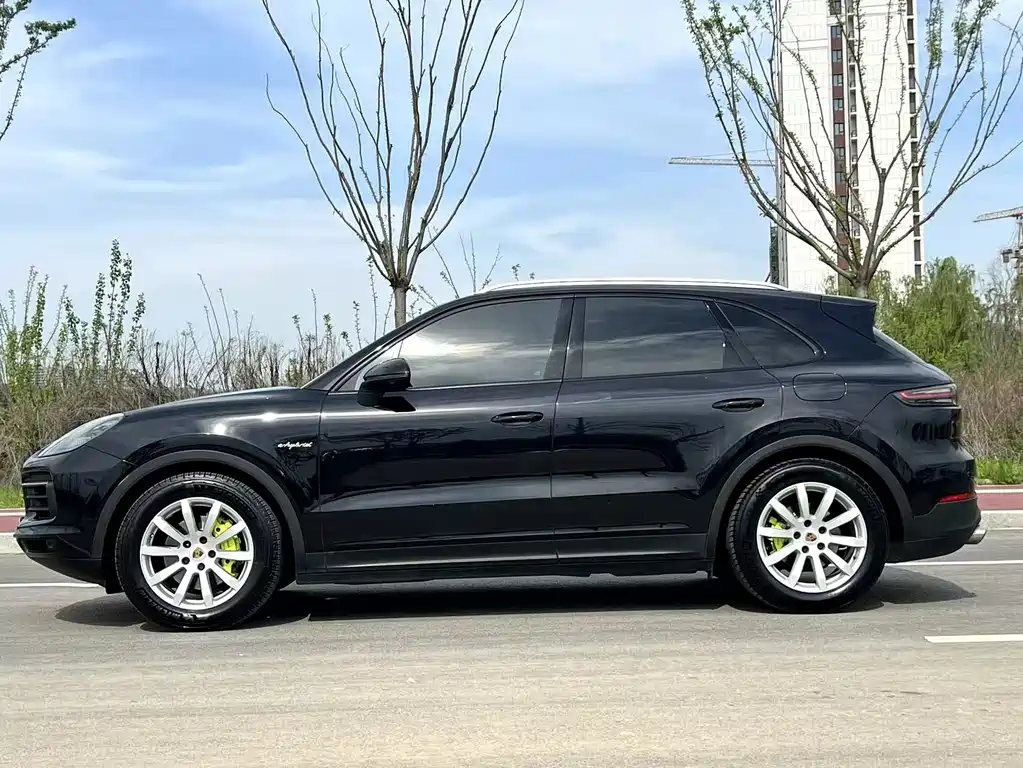 Cayenne NEV Cayenne E-Hybrid 2.0 T