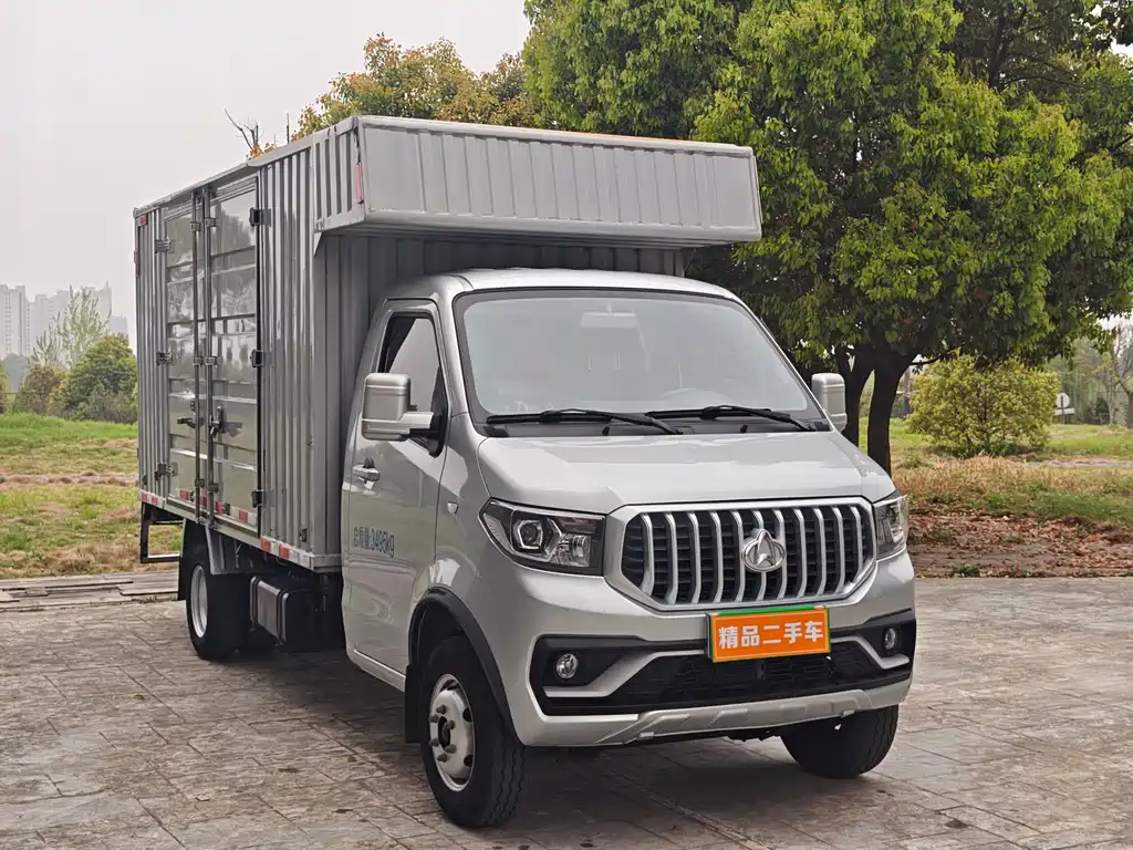 Changan Shenqi T30 长安神骐T30 2023款 1.6 L CNG单排3.6米钢板厢货舒适型DAM16 KRC