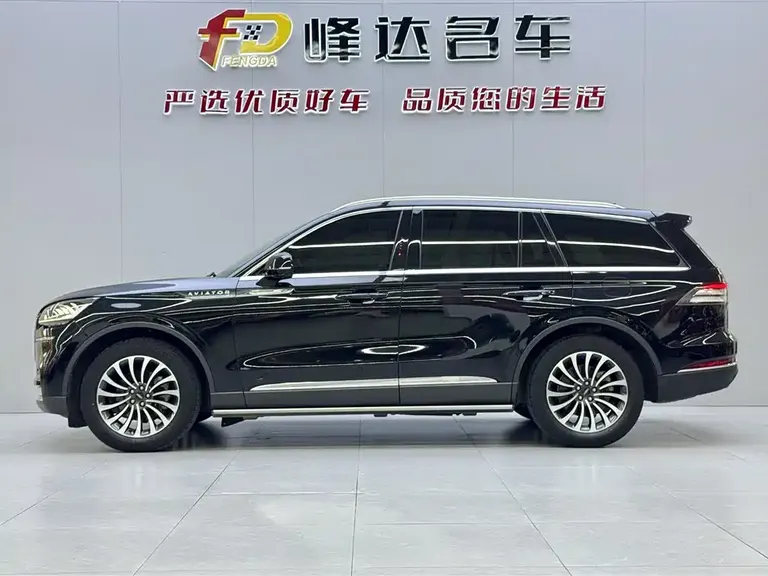 Lincoln Aviator 3.0 T V6 4 WD Graceful