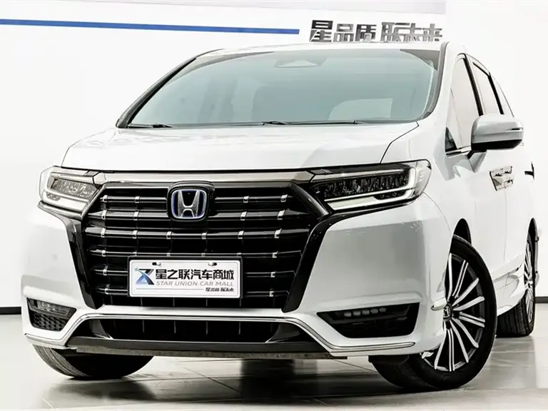 Honda Elysion 2.0 L e:HEV Luxury