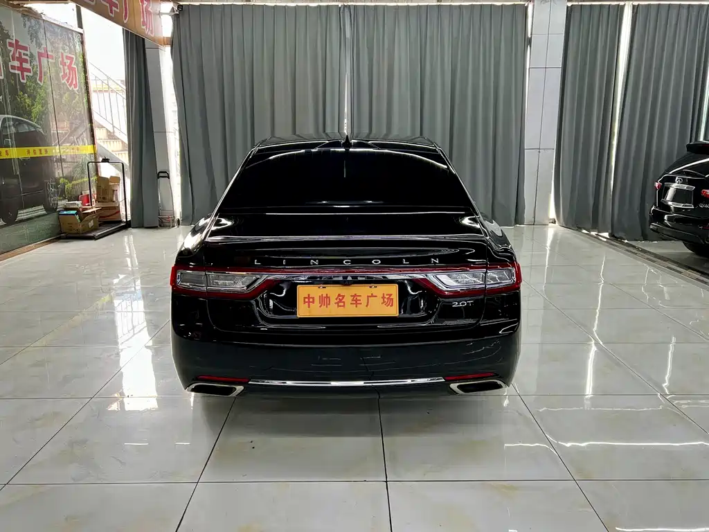 Lincoln Continental 2.0 T 2 WD Premium