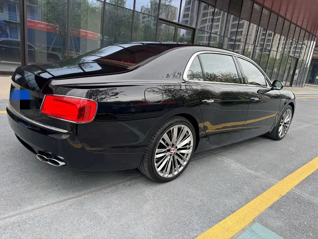Flying Spur 4.0 T V8 Luxury