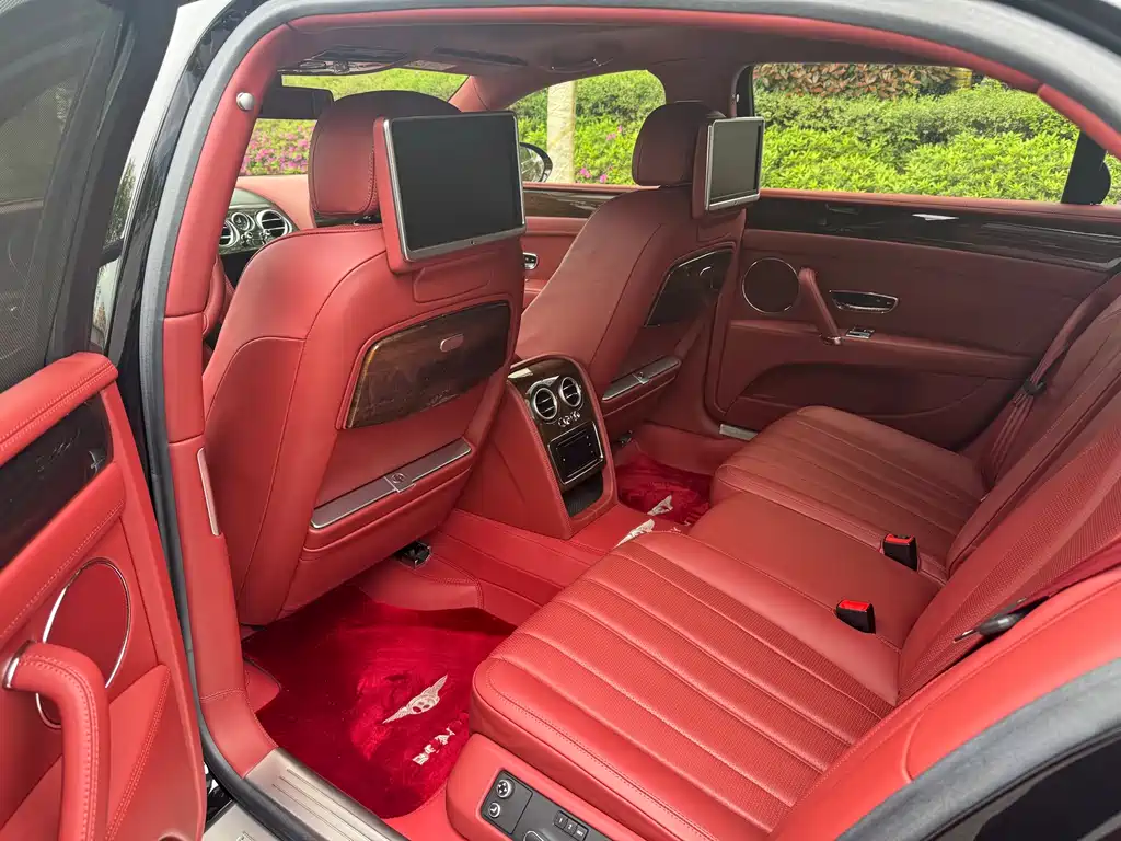 Flying Spur 4.0 T V8 Luxury