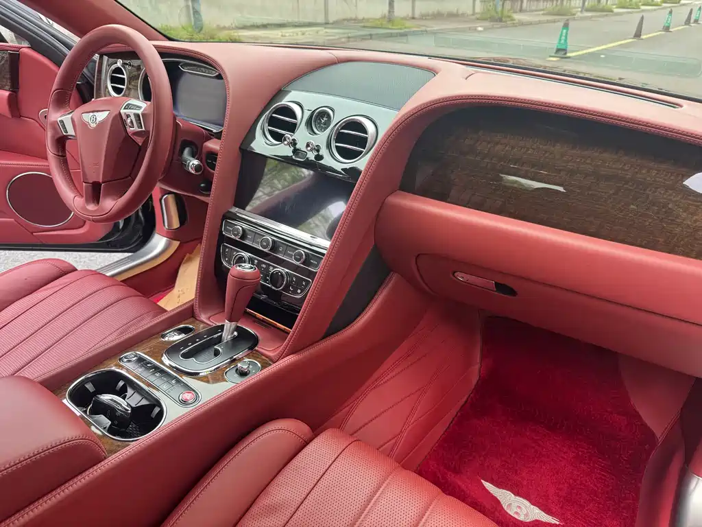 Flying Spur 4.0 T V8 Luxury