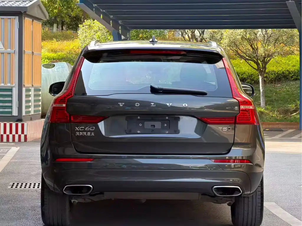 Volvo XC60 T5 4 WD Smart Vision CN-VI