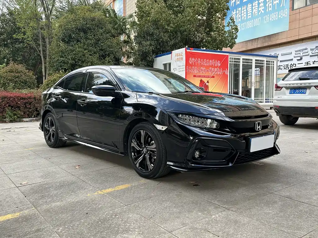 Civic HATCHBACK 220 TURBO CVT Trend Cool Control