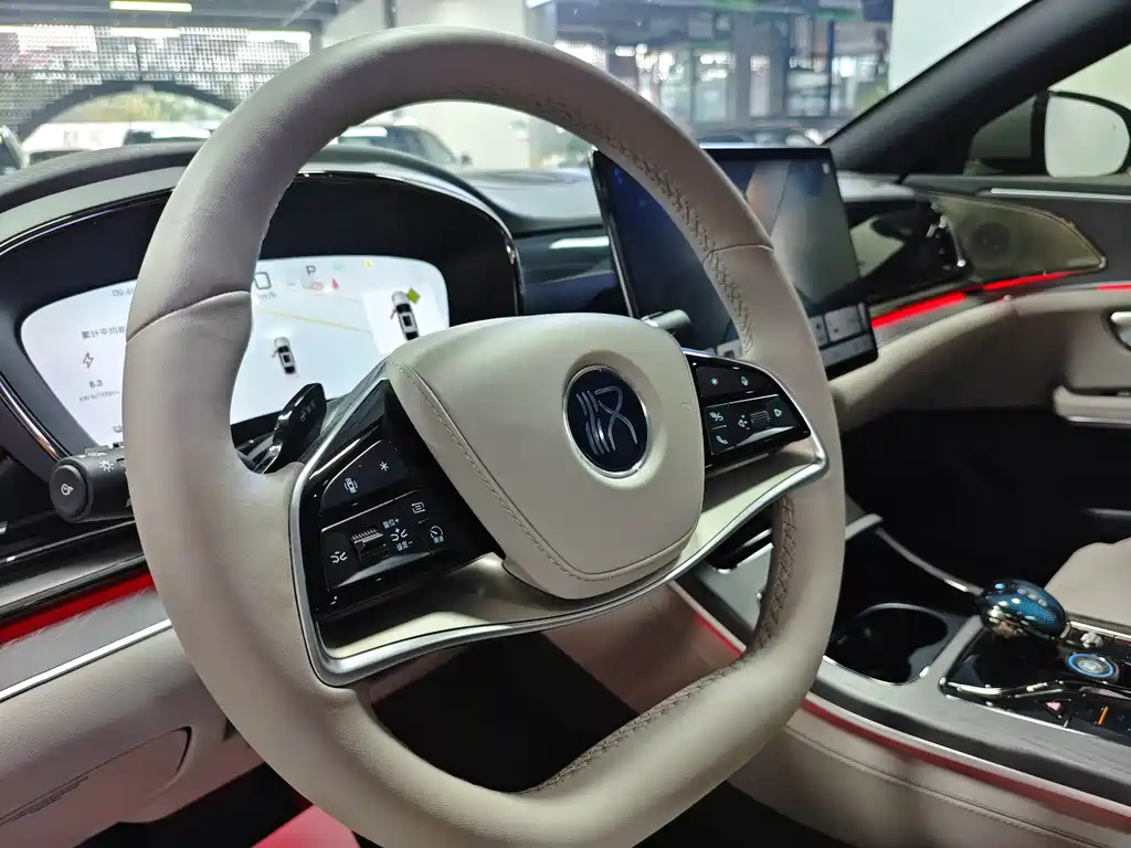 Han DM-i Smart Drive 125 KM Lidar Flagship