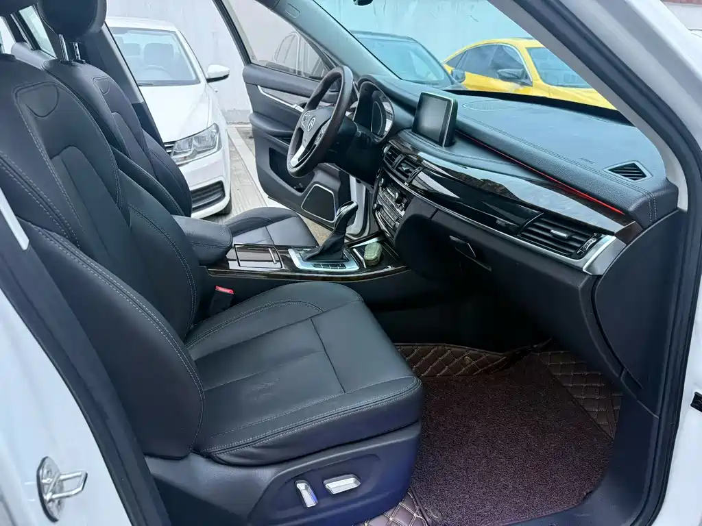 Hanteng X7 汉腾X7 2016款 2.0 T DCT尊享型