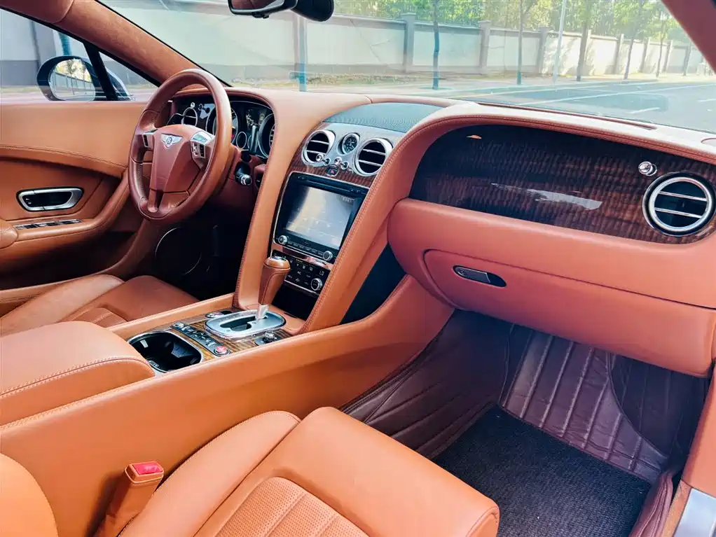 Continental GT 4.0 T GT V8