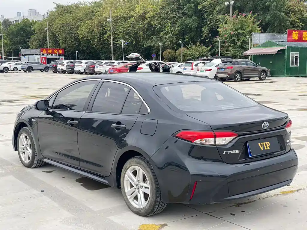 Levin Dual Engine 1.8 H E-CVT Luxury