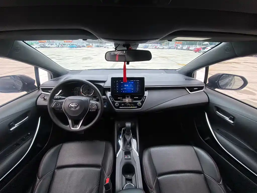 Levin Dual Engine 1.8 H E-CVT Luxury