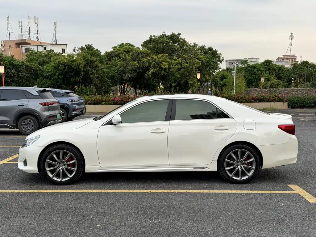 Mark X 2.5 V Style Sharp