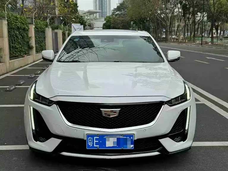 Cadillac CT5 Facelift 28 T Leading Sport