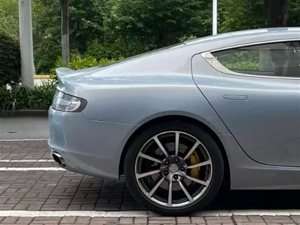 Rapide 6.0 L S